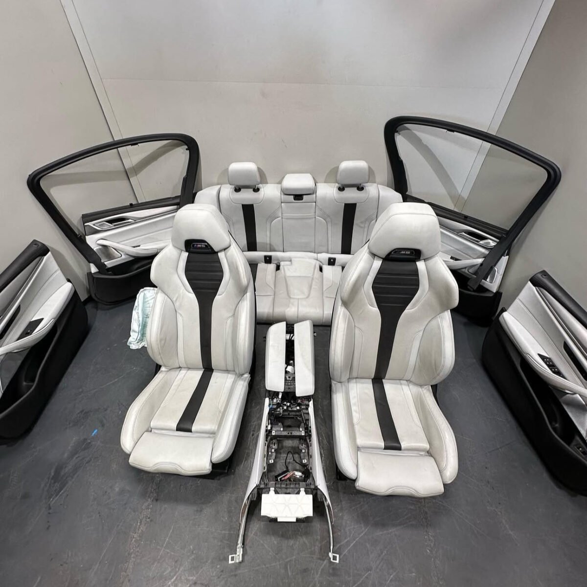 F90 M5 Silverstone Interior Set