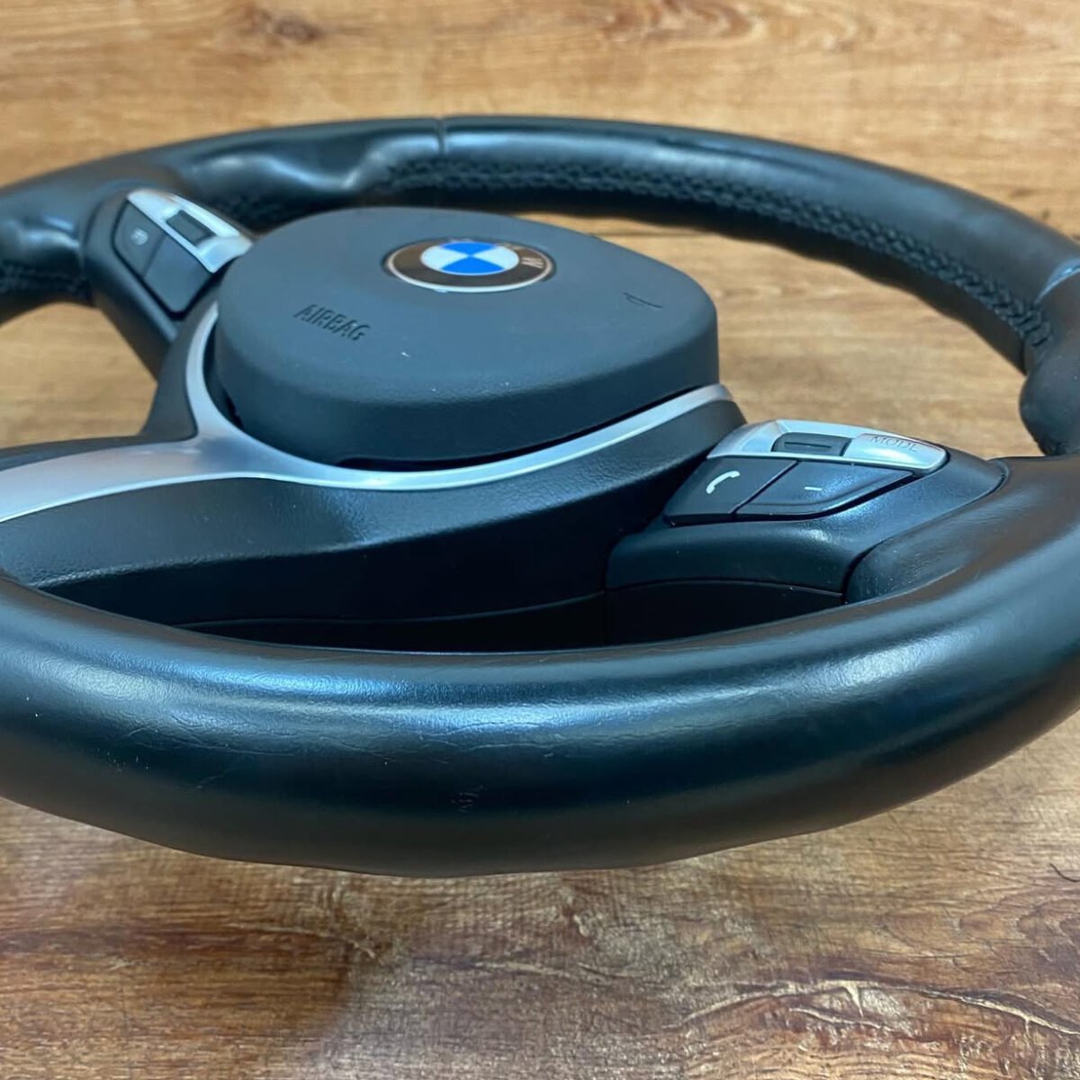 BMW F3x steering wheel