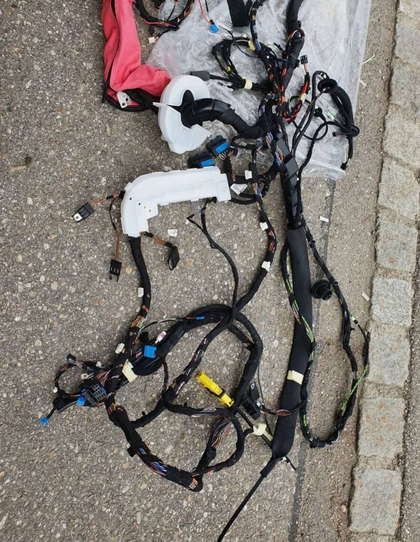 BMW F48 X1 Interior Harness Cable - Image 5