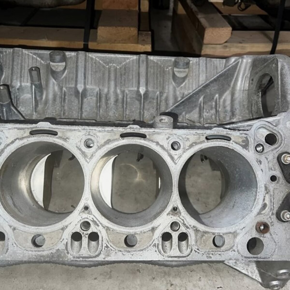 BMW M6 E63 Engine Cylinder Block S85 5.0L V10 BMW M5 OEM