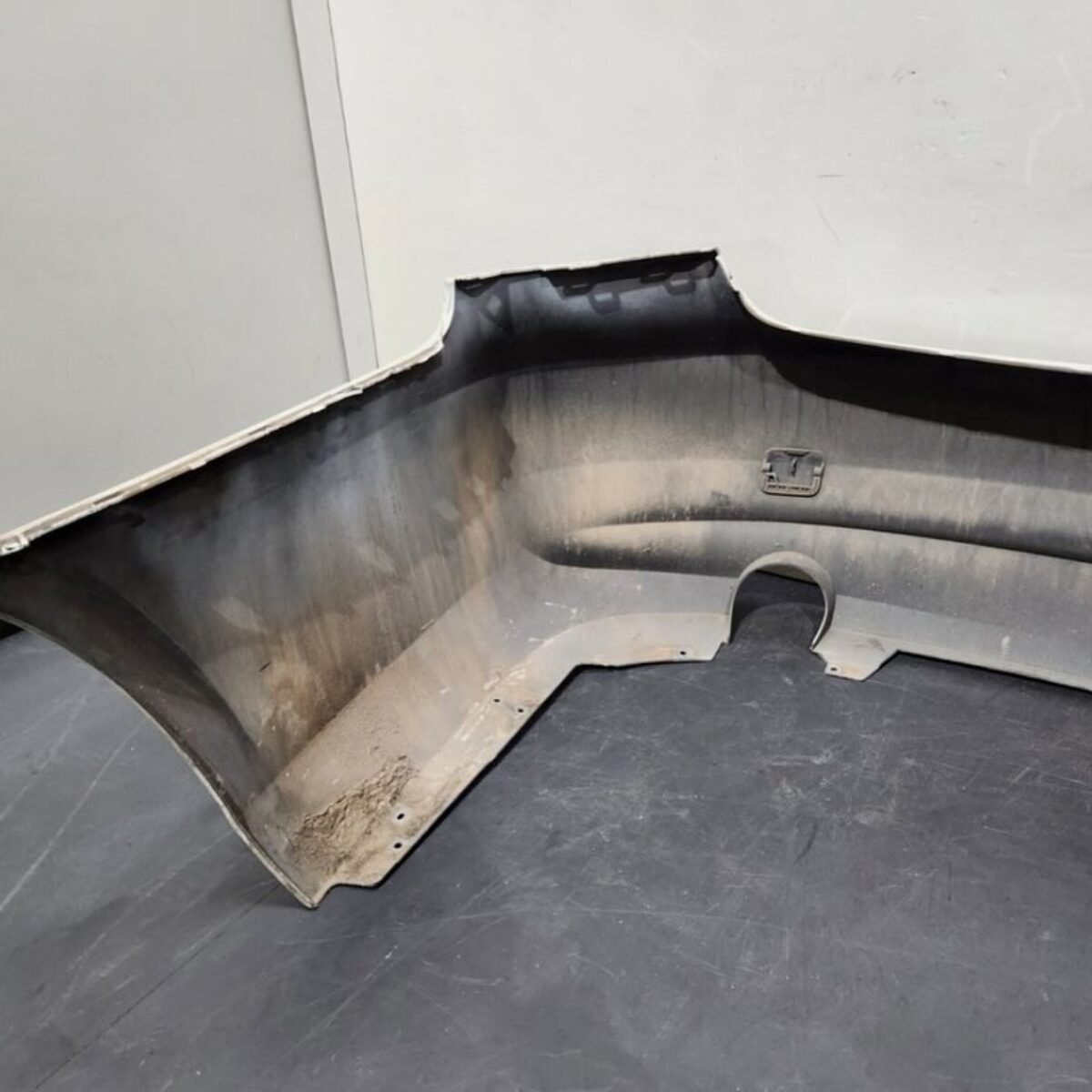 OEM BMW E92 E93 LCI 335 Rear Bumper Cover Panel Dual Exhaust White