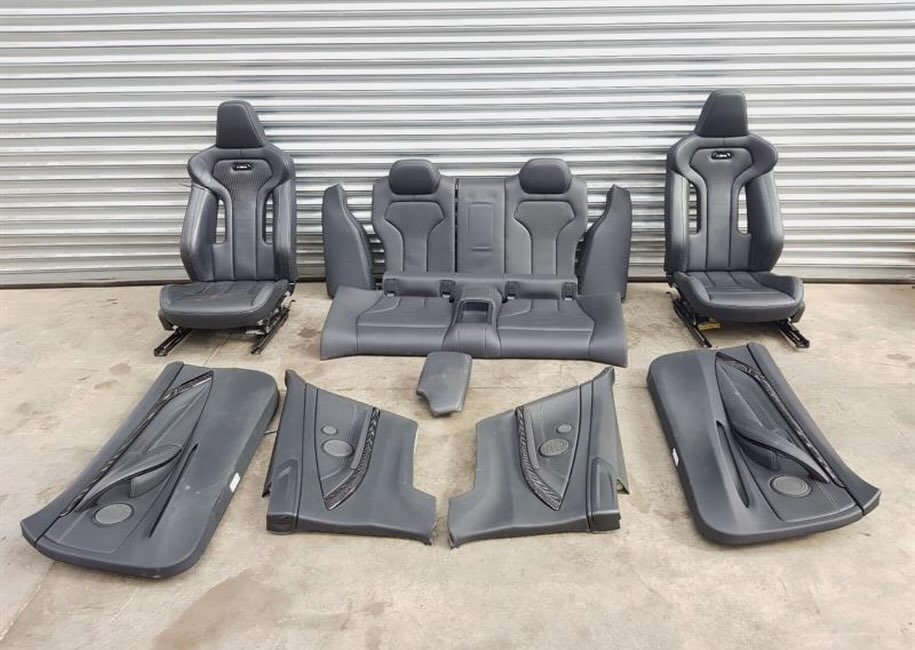 F82 BMW M4 competition all seats, cards and armrest2 door coupe - Image 6