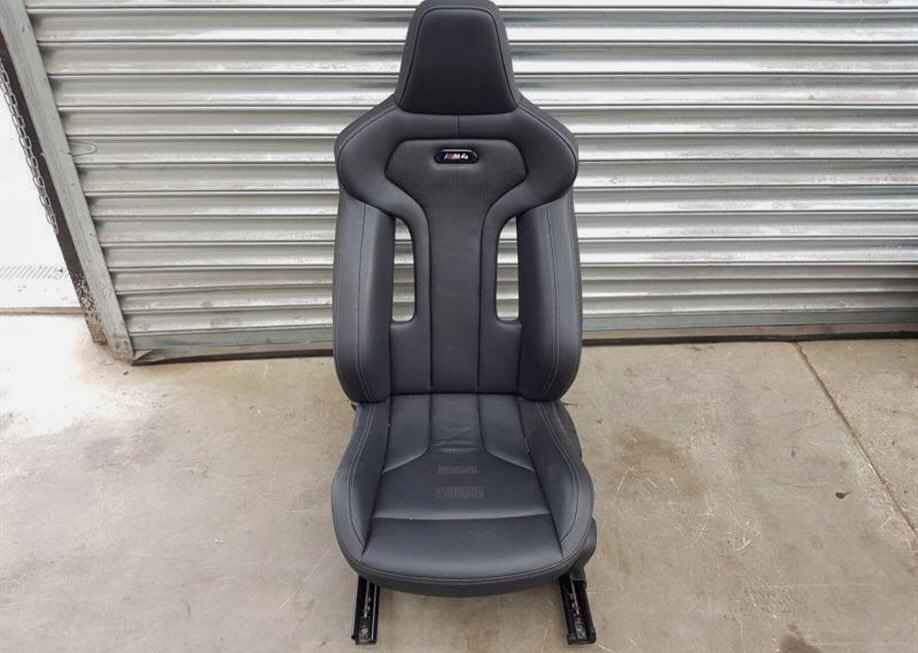 F82 BMW M4 competition all seats, cards and armrest2 door coupe - Image 5
