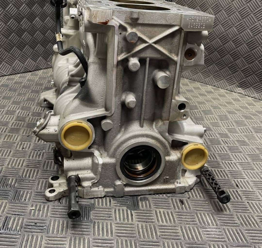 OEM 19-24 BMW X3 G01 G20 G30 330I 530I 2.0L B46 Engine Motor Block - Image 7