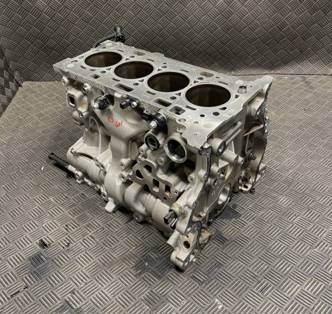 OEM 19-24 BMW X3 G01 G20 G30 330I 530I 2.0L B46 Engine Motor Block - Image 2