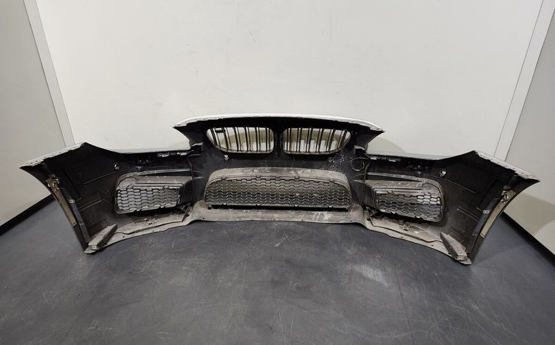 OEM BMW F06 F13 M6 Front Bumper Cover Panel Assembly PDC Silver A26 - Image 7