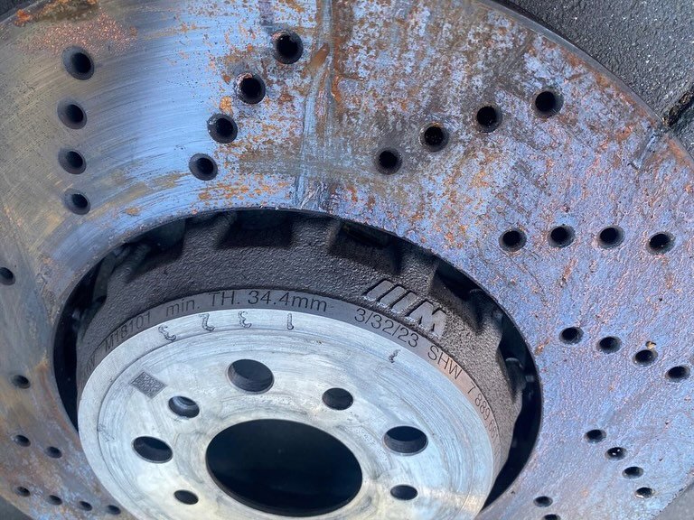 BMW M2 G87 front set disc caliper - Image 4