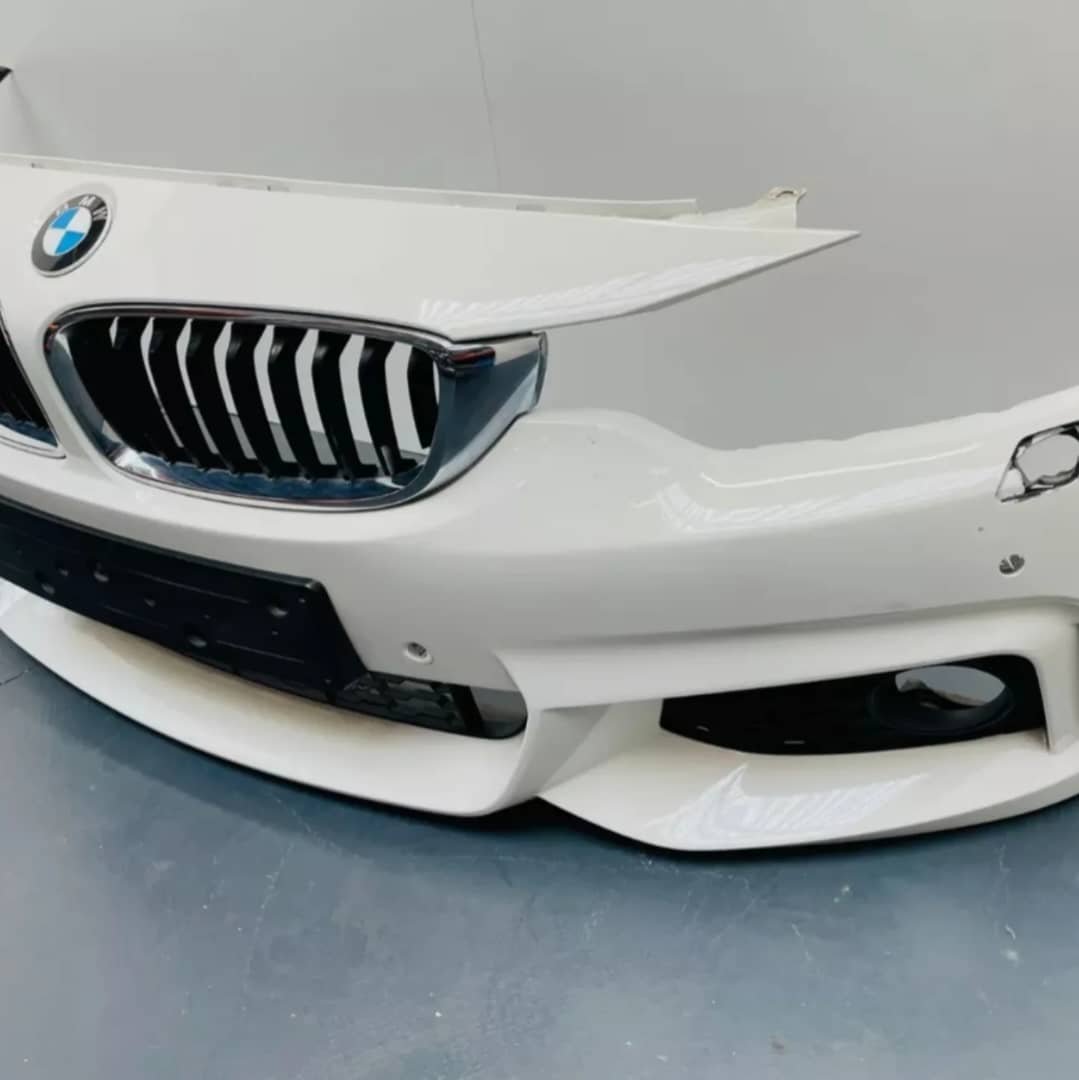 BMW F32 F33 F36 4 series M sport front bumper PDC in alpine white 300 #071 - Image 4