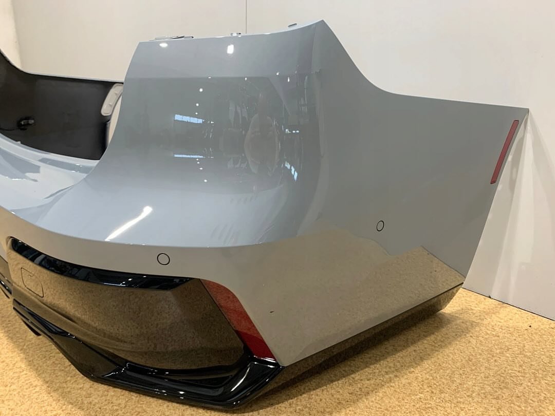 BMW I7 G70 rear bumper m package c4p - Image 5