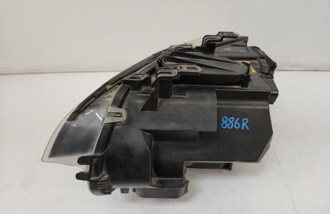 07-10 OEM BMW E92 E93 M3 passenger side adaptive xenon HID headlight assembly - Image 3