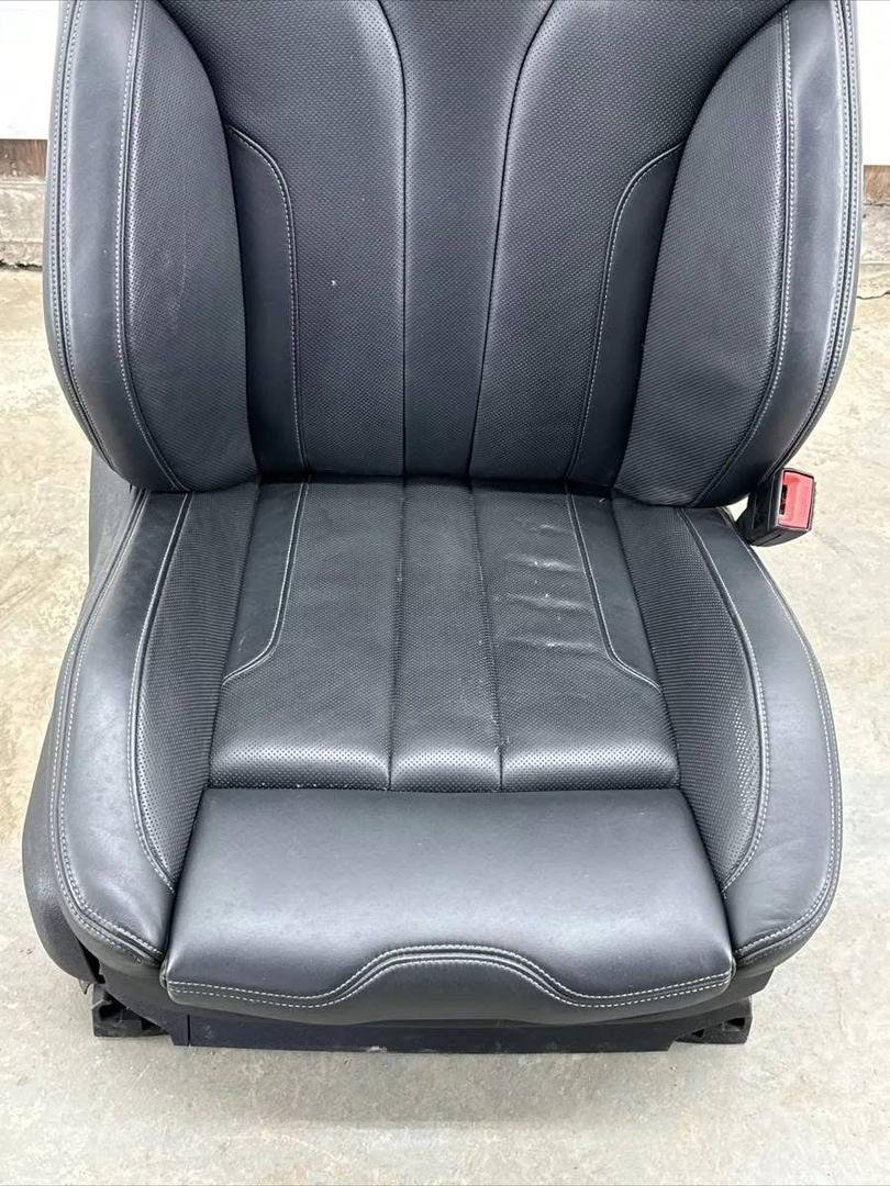 18-23 BMW F90 M Competition Front Right Passenger Side Leather Seat black - Image 10
