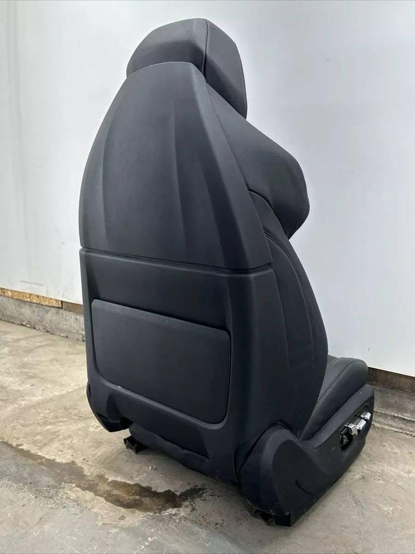 18-23 BMW F90 M Competition Front Right Passenger Side Leather Seat black - Image 3