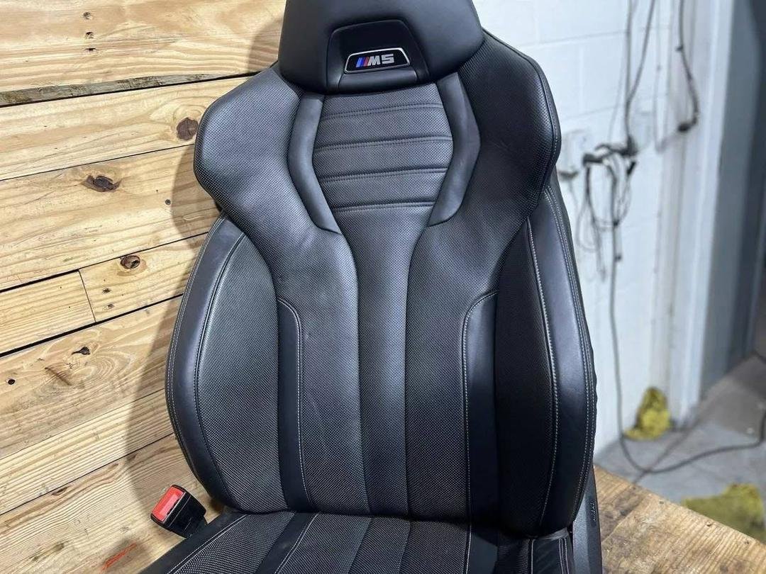 OEM BMW F90 M5 Seats, Seats front massaging heated & cooled