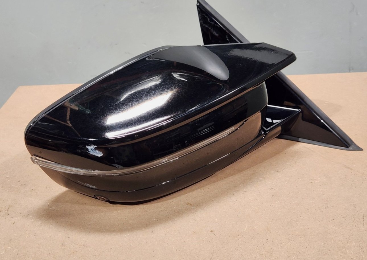 OEM BMW G80 M3 Passenger Side Heated Mirror Assembly Black w/ Camera - Image 3