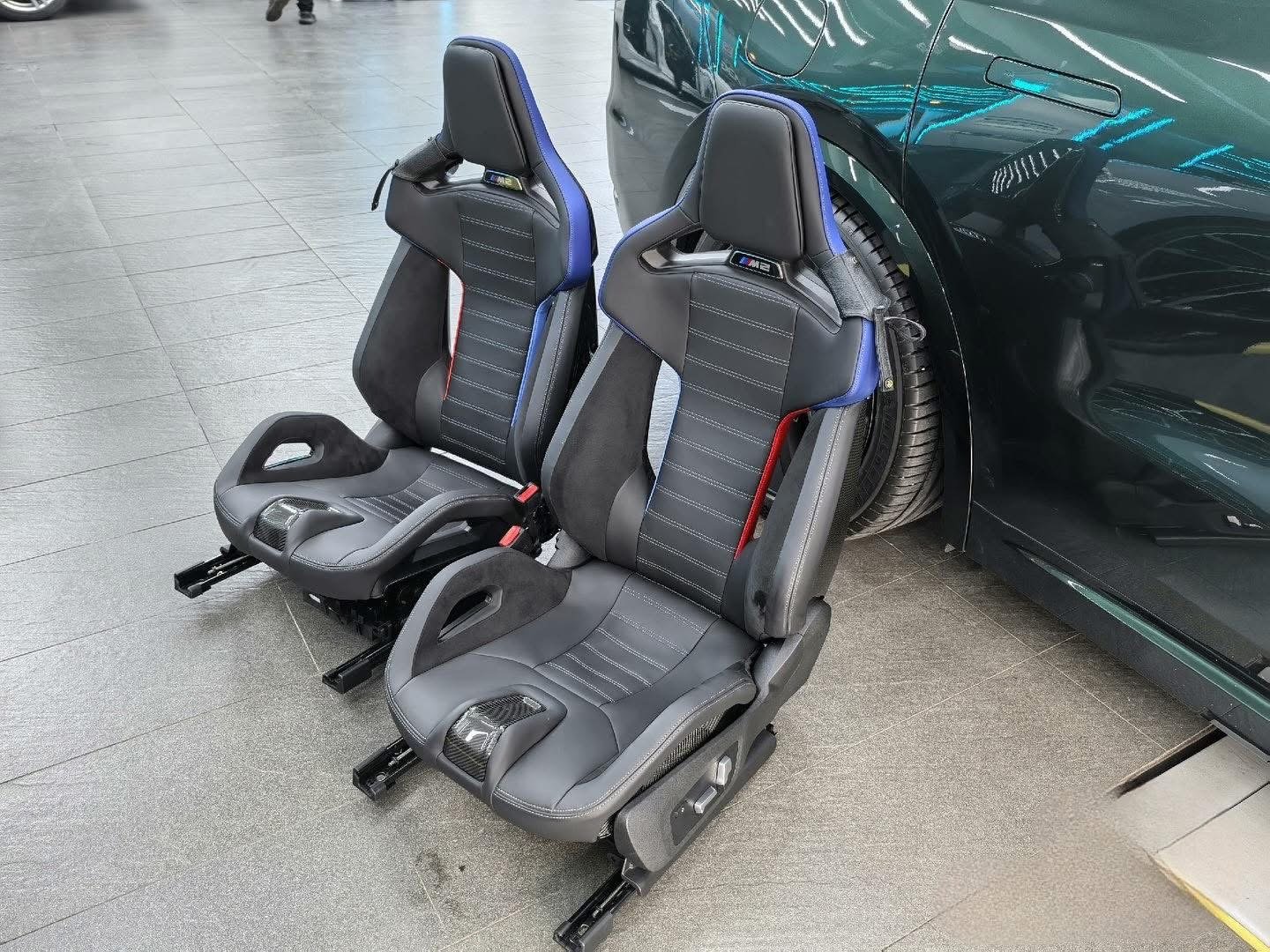 BMW M2 carbon bucket seats