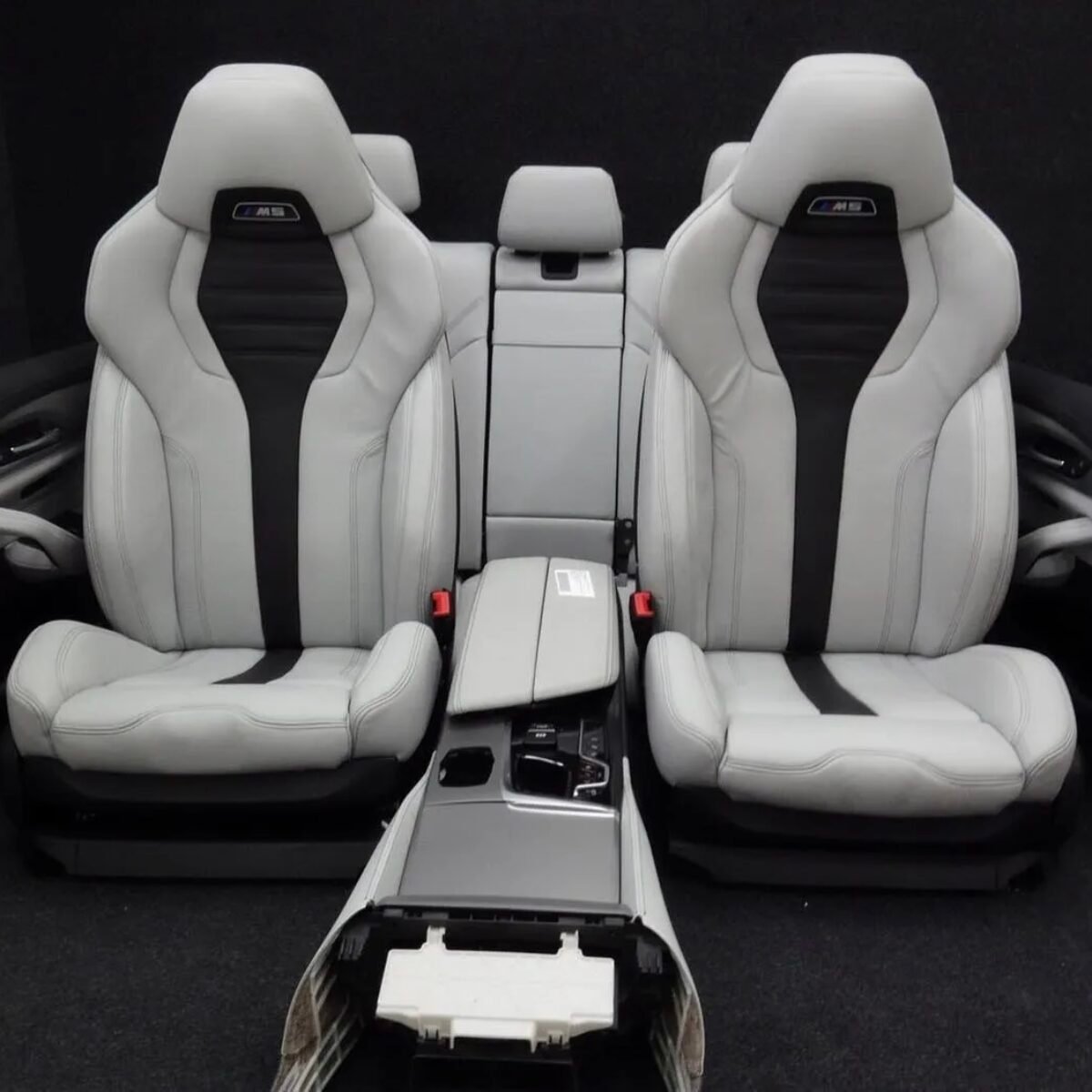 BMW M5 F90 / G30 COMPLETE INTERIOR ASSEMBLY WITH DOOR PANELS AND ARM REST