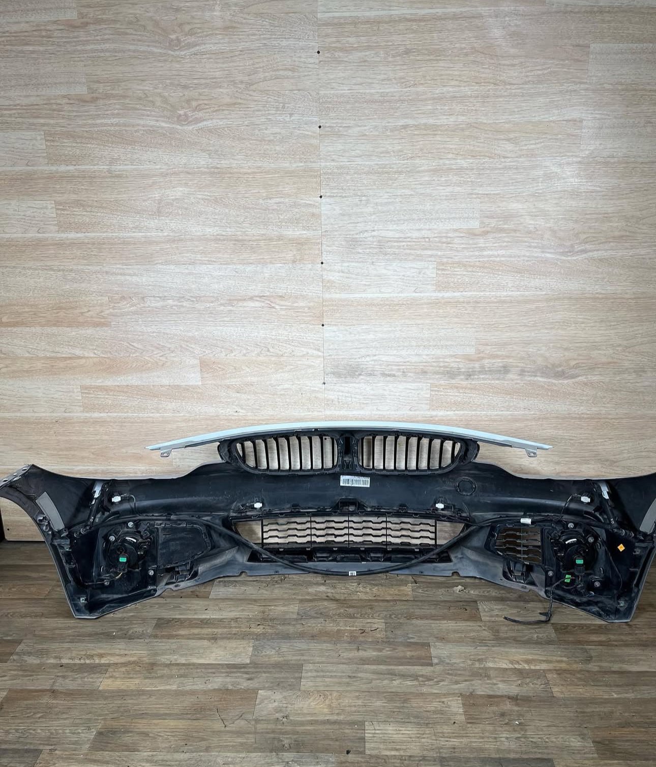 BMW F32 F33 F36 4 Series Titan Silver M Sport Front Bumper - Image 5