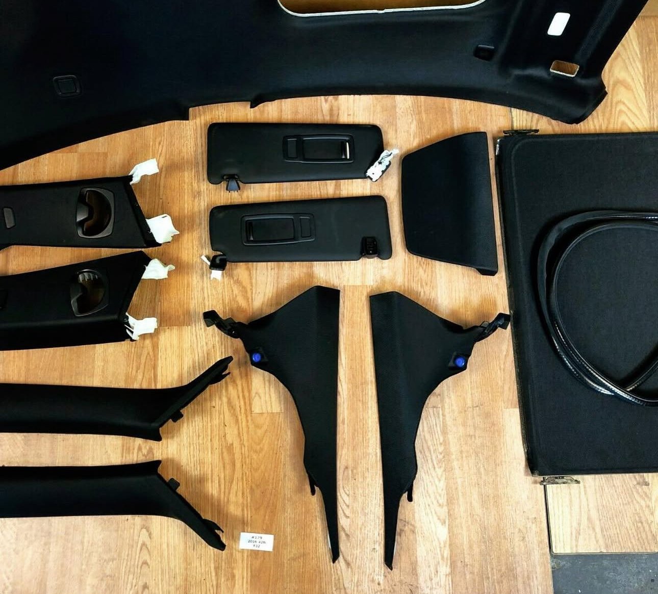 BMW F32 owners Black headliner - Image 4