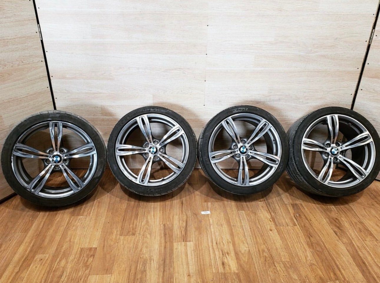 F10 owners !! Original M5 F10 Super light wheels