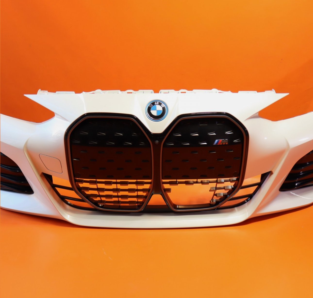 BMW I4 M50 FRONT BUMPER M SPORT 2022 2023 2024 2025 51115A0F338 OEM - Image 4