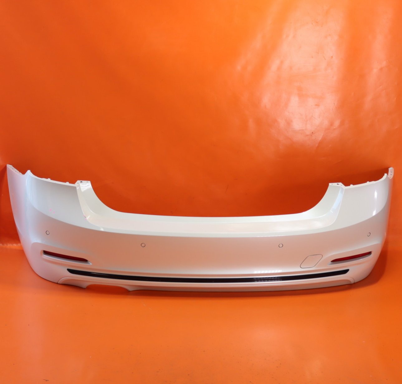 BMW 328 330 REAR BUMPER 2016 2017 2018 5112 7384603 ASSY WHITE OEM