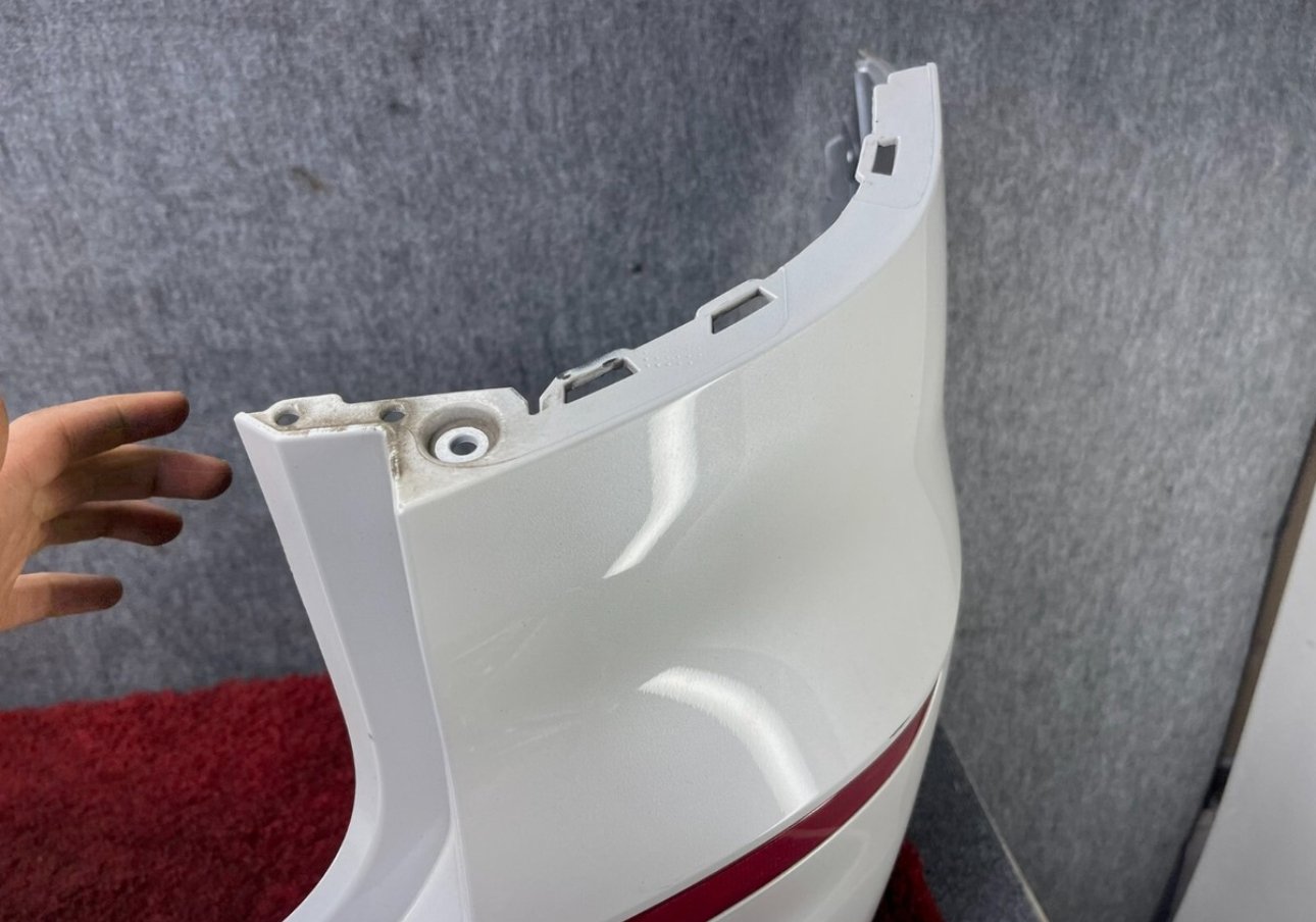 BMW 2018-2021 G01 REAR BUMPER COVER W/ PDC WHITE ALPINE ASSEMBLY OEM - Image 2