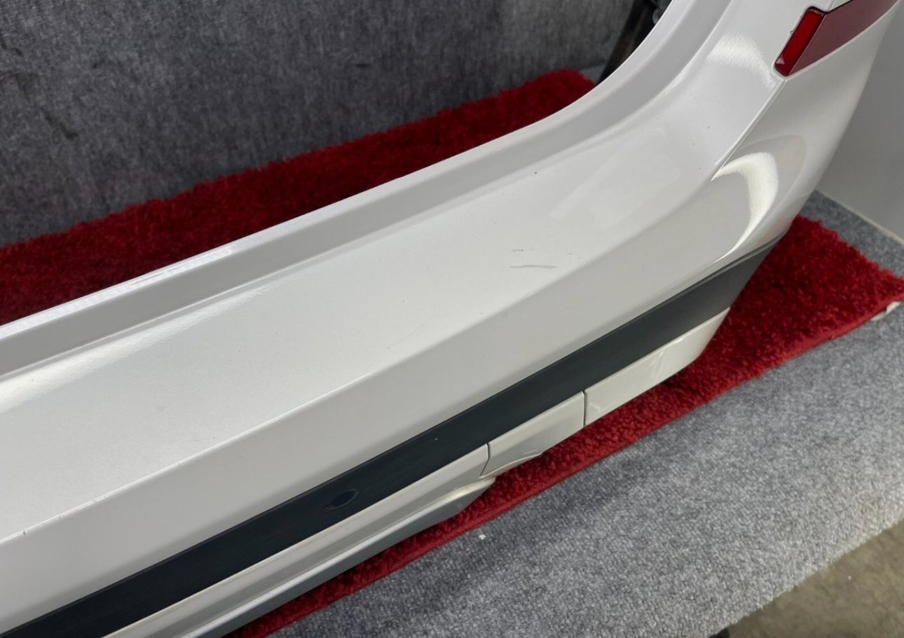 BMW 2018-2021 G01 REAR BUMPER COVER W/ PDC WHITE ALPINE ASSEMBLY OEM - Image 4