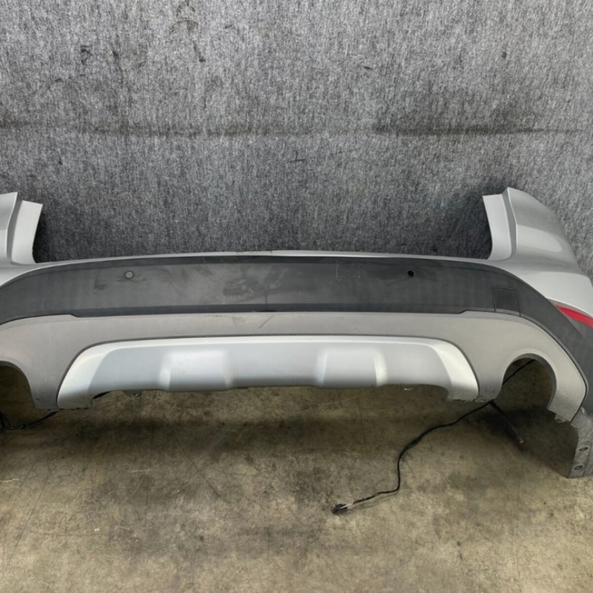 BMW 16-19 F48 X1 REAR BUMPER COVER W/ PDC SENSOR GLACIER SILVER ASSEMBLY OEM